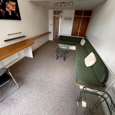 Two-Bedroom Flat Close To Uni & Shopping Center With Free Parking Coventry Exterior photo